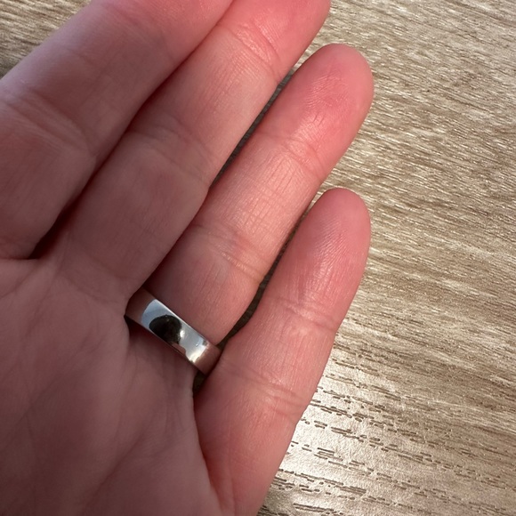 NWOT CHUNKY RHODIUM 5 STONE RING - SIZE 6 - Picture 7 of 7